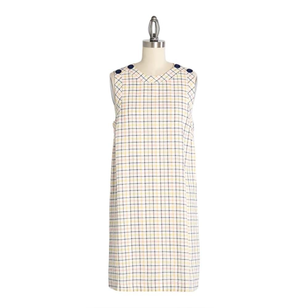 Modcloth  Shift  Plaid Sleeveless Dress‎ with Button Accents, Size L